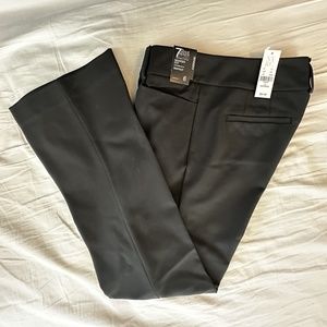 New York & Company 7th Avenue Modern Fit Bootcut Size 6 - Black